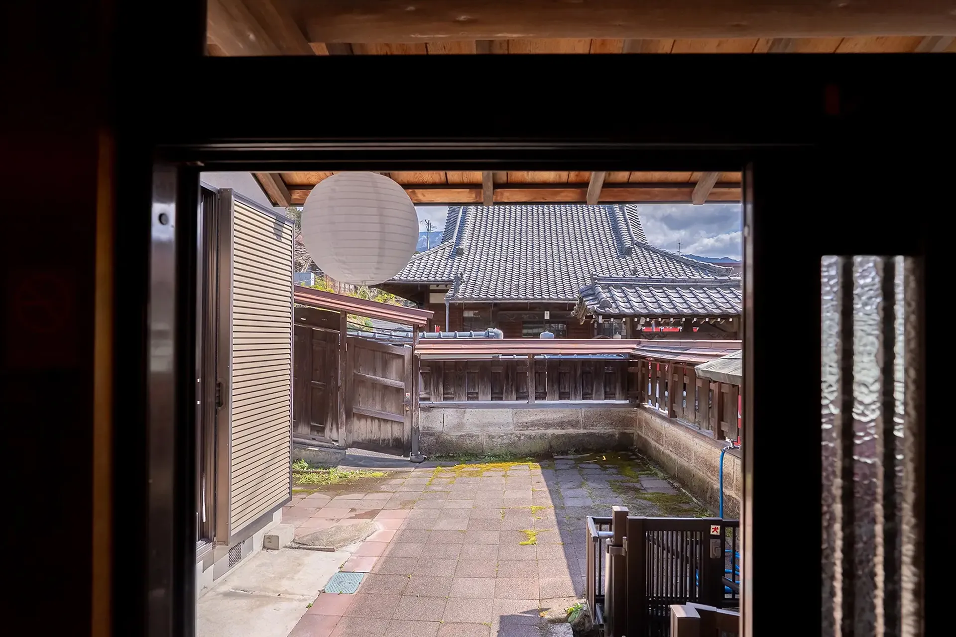 Temple view from The M Higashimachi